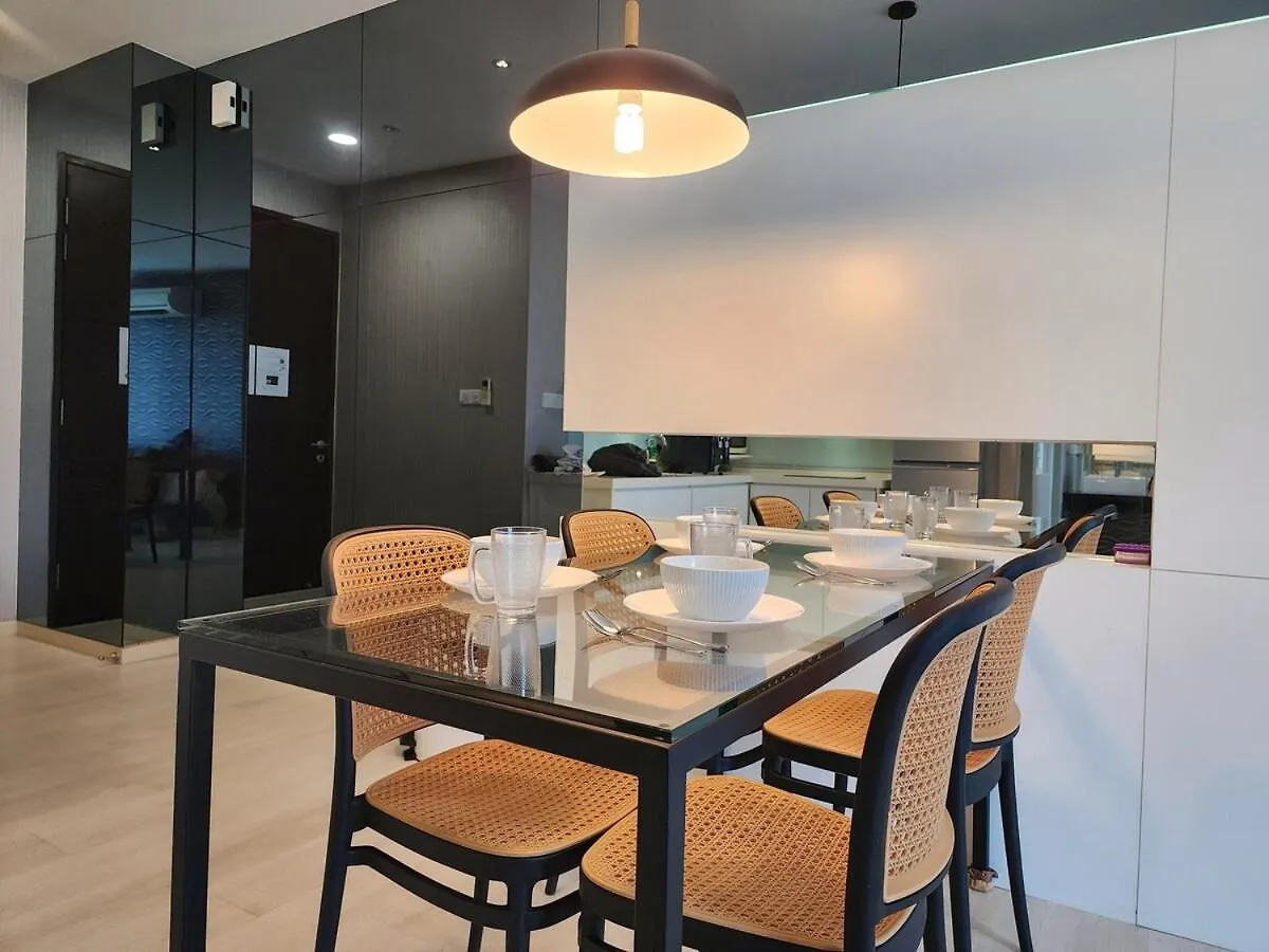 Stylish Living 2Br Suite George Town 0*,  Ma­lay­sia