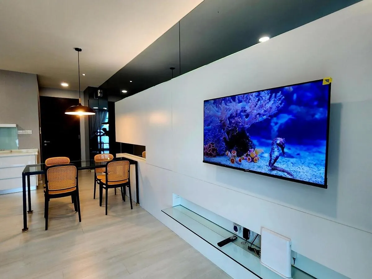 Stylish Living 2Br Suite George Town Apartment