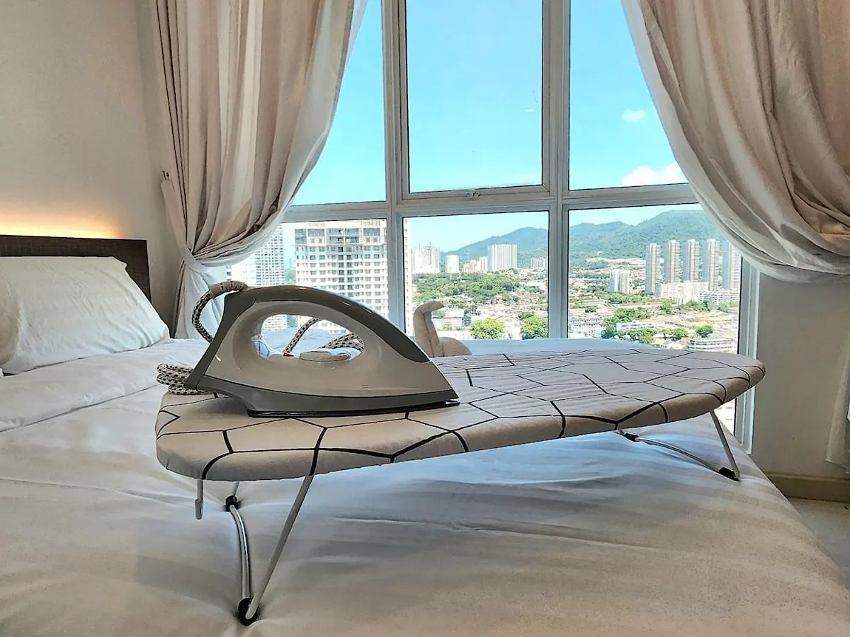 Stylish Living 2Br Suite George Town