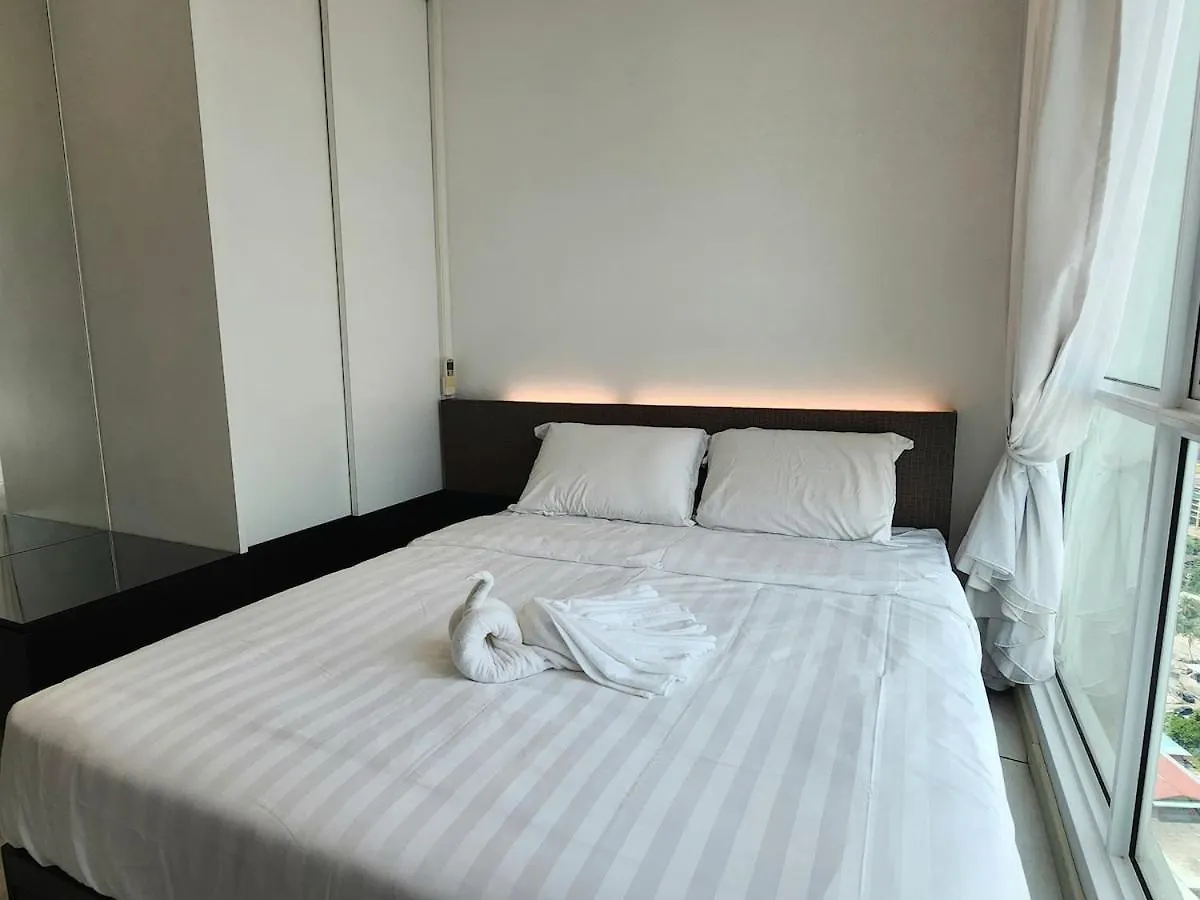 Stylish Living 2Br Suite George Town